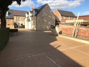 Desert Gold resin bound mews driveway in the Cotswolds